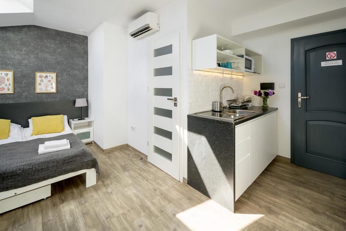 Modern In The Very Location 18 Appartement